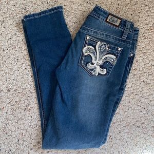 Earl Jean Medium Wash Embellished Pockets Size 3